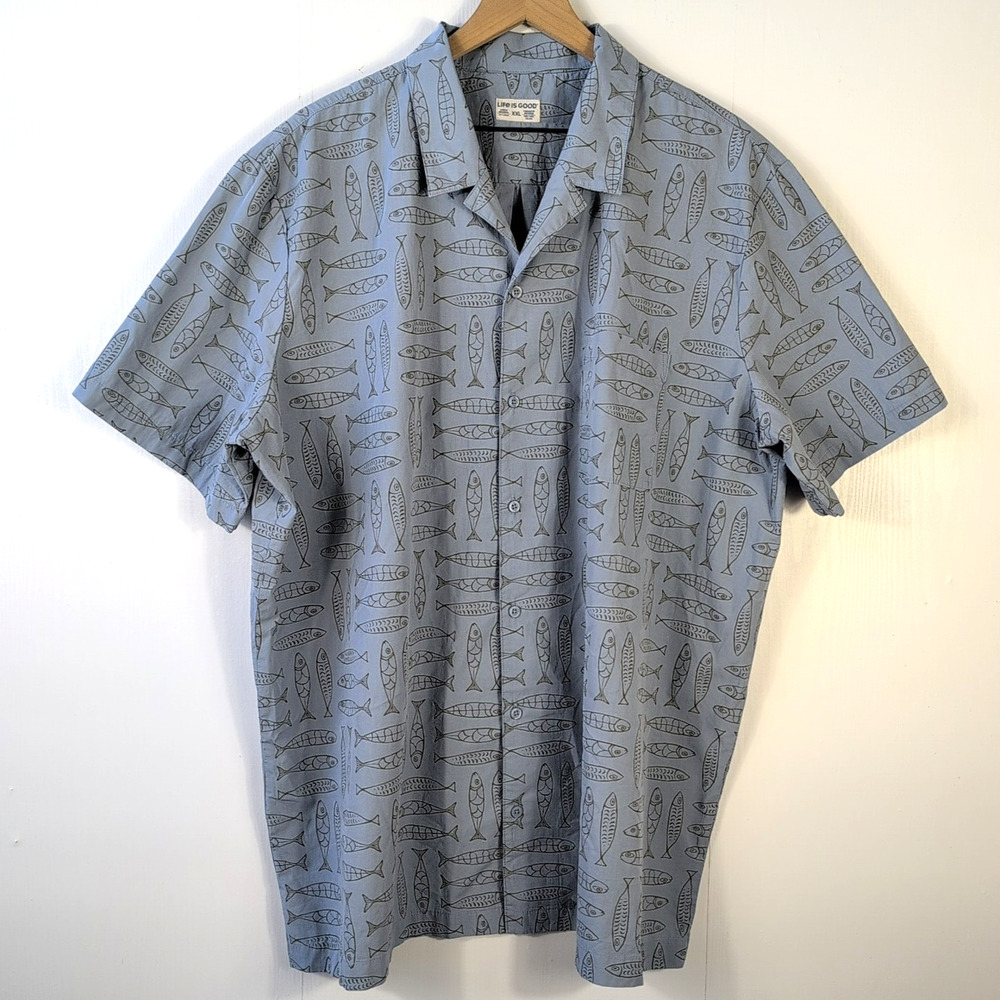 Life Is Good Men’s XXL Camp Shirt Gray Fish Print Short Sleeve Button Up Casual